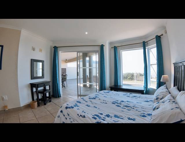 3 BEDROOM APARTMENT FOR SALE IN UVONGO BEACH